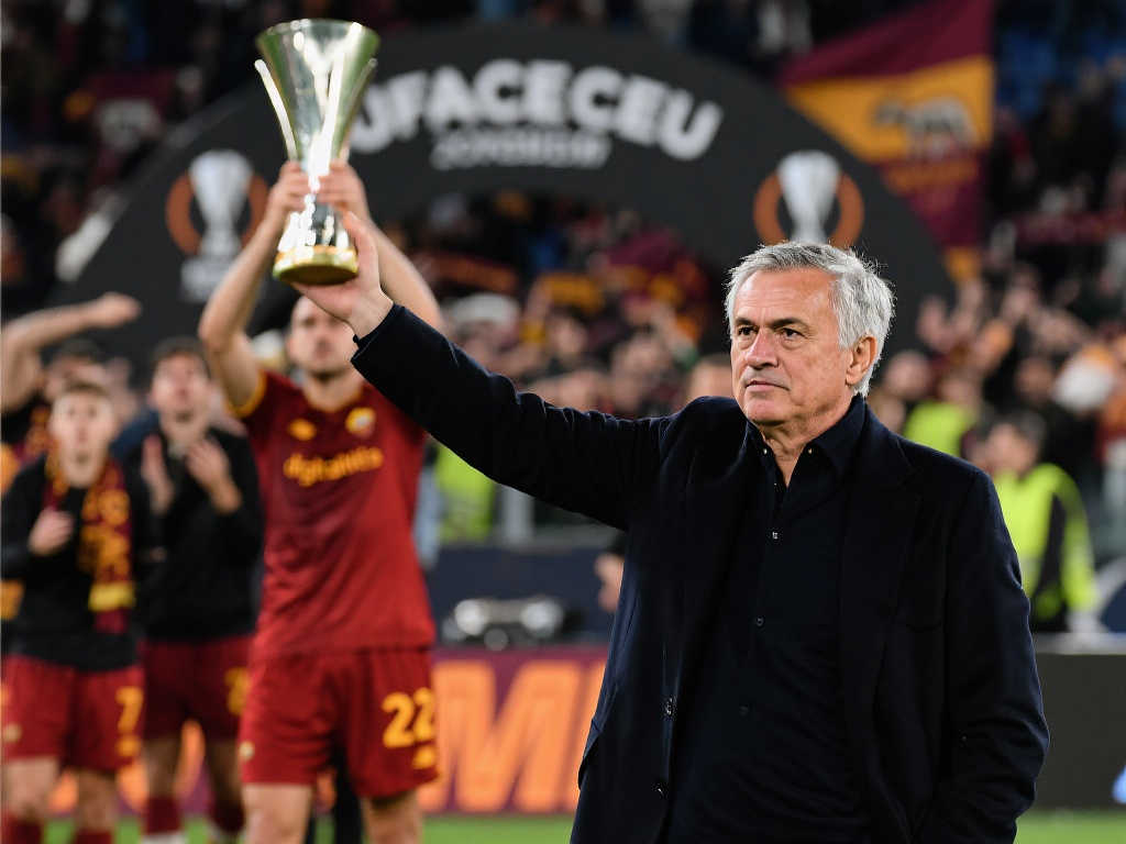 穆里尼奥面临下课危机!客场若输卡利亚里,罗马或将直接炒鱿鱼 穆里尼奥面临下课危机!客场若输卡利亚里,罗马或将直接炒鱿鱼